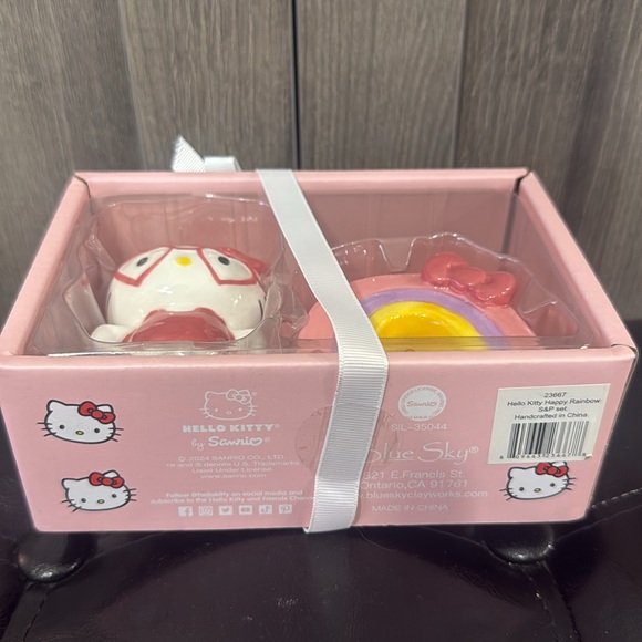 New Blue Sky Clayworks School Girl Hello Kitty & Rainbow Salt & Pepper Shakers - Picture 9 of 9